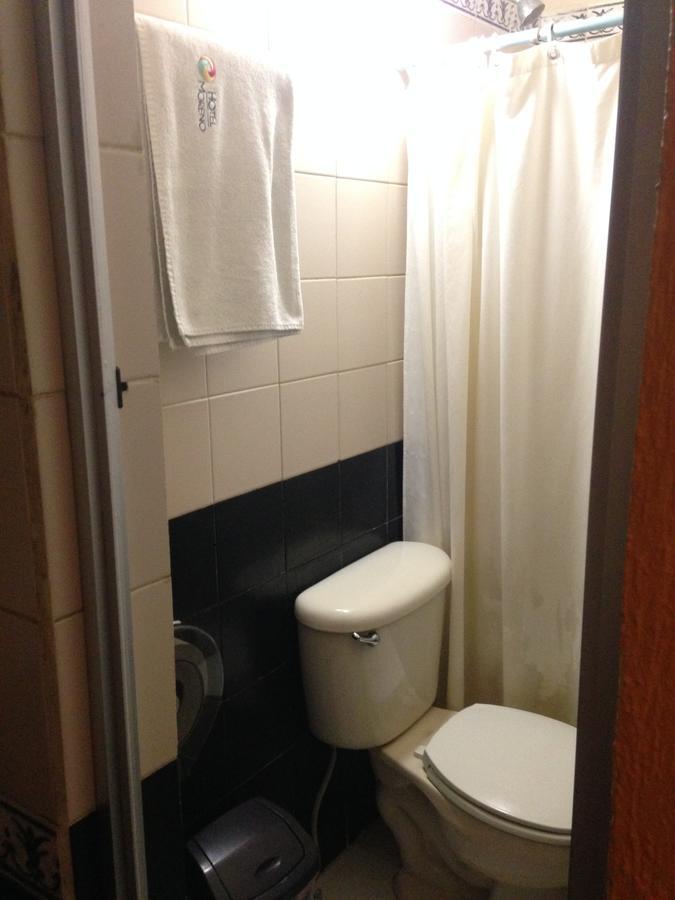 Hotel Moreno 2*